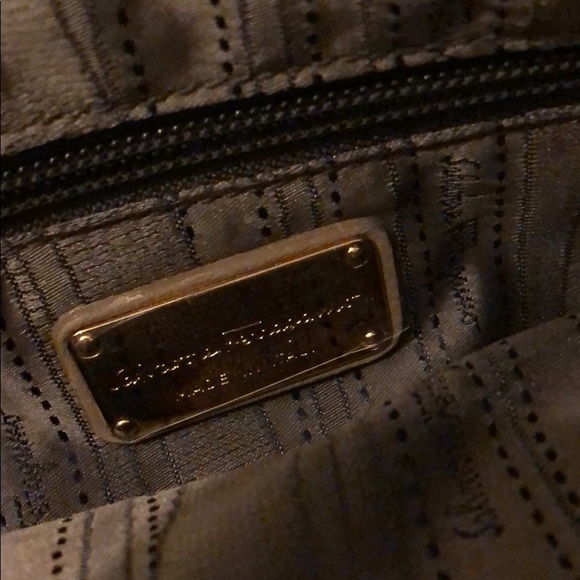 Salvatore Ferragamo Leather Shoulder Bag - Picture 7 of 7